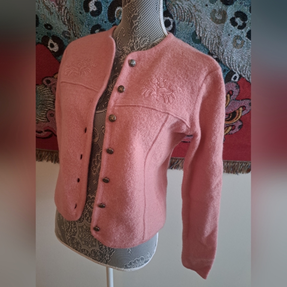 Gorgeous Pendleton pink wool 💗